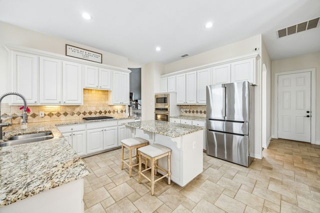 808 Edgewood Drive, Keller, TX 76248