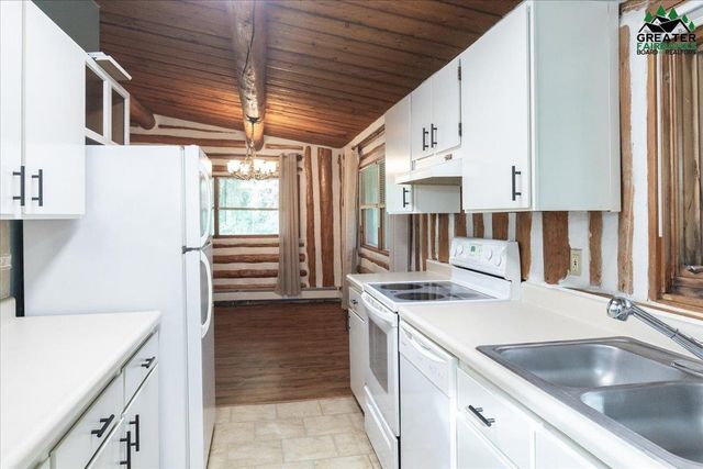 2420 SCHUTZEN STREET, North Pole, AK 99705