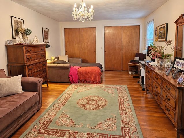 15 Eliot Rd 15, Needham, MA 02492