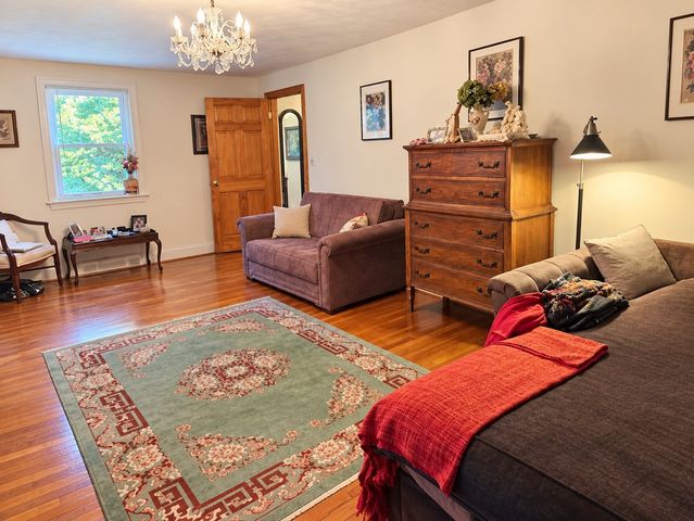 15 Eliot Rd 15, Needham, MA 02492