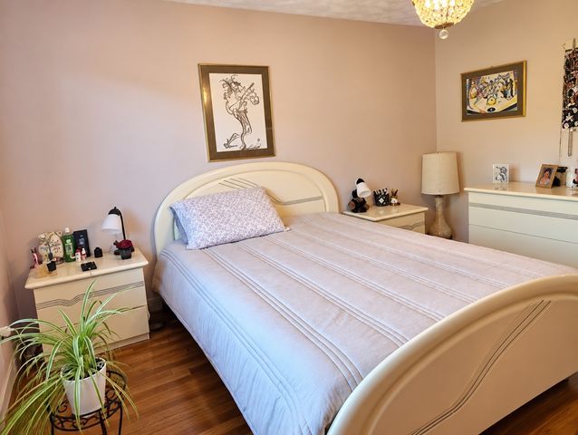 15 Eliot Rd 15, Needham, MA 02492