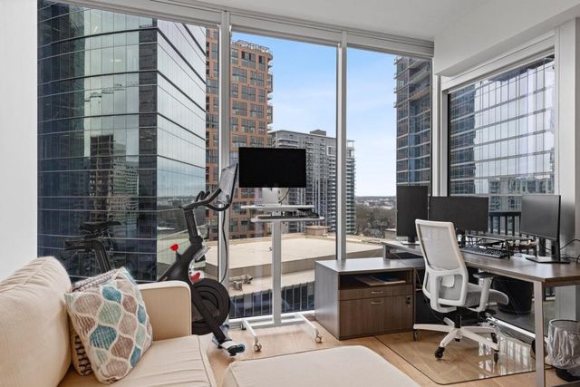 1080 Peachtree NE Street 1504, Atlanta, GA 30309