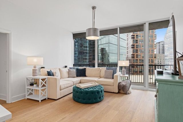 1080 Peachtree NE Street 1504, Atlanta, GA 30309