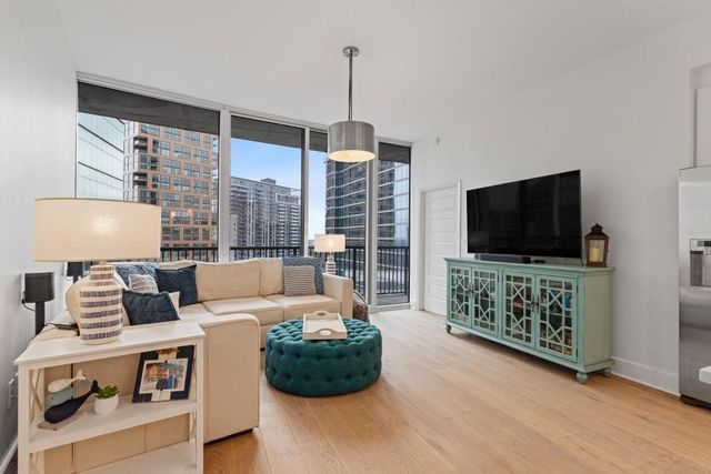 1080 Peachtree NE Street 1504, Atlanta, GA 30309