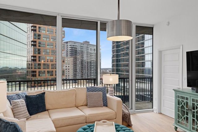 1080 Peachtree NE Street 1504, Atlanta, GA 30309