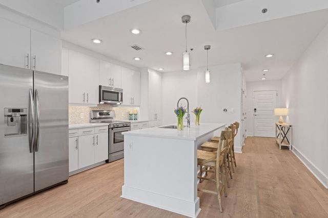 1080 Peachtree NE Street 1504, Atlanta, GA 30309