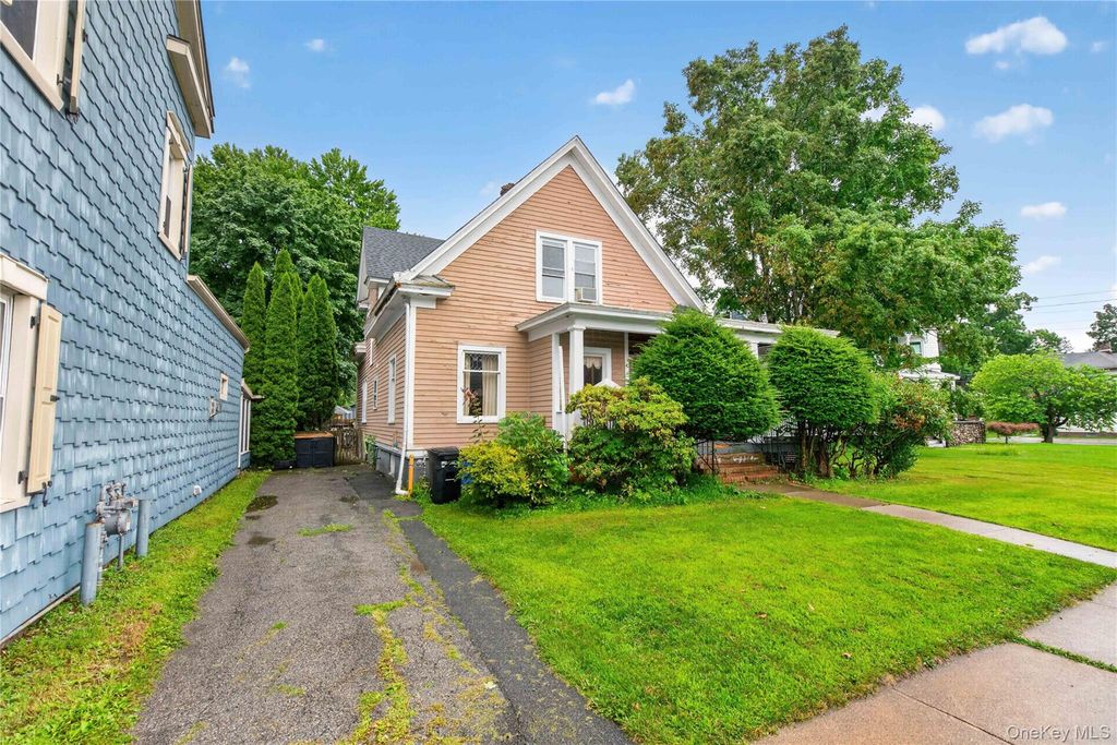 77 Union Street, Montgomery, NY 12549 — exterior