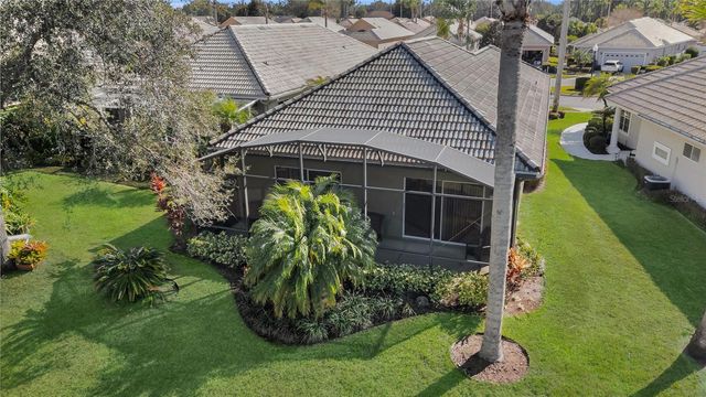 9008 HEATHLAND COURT, Mount Dora, FL 32757