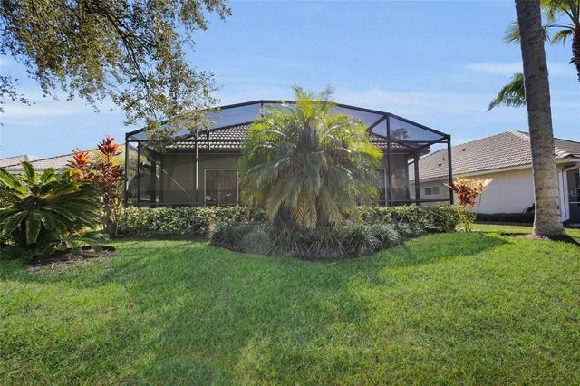 9008 HEATHLAND COURT, Mount Dora, FL 32757