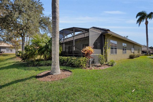 9008 HEATHLAND COURT, Mount Dora, FL 32757