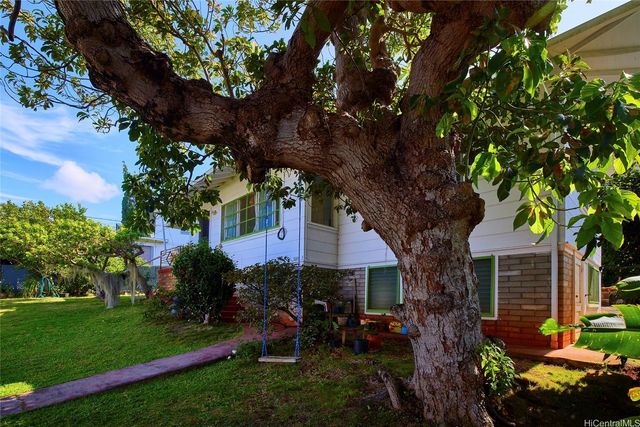1556 Alewa Drive, Honolulu, HI 96817