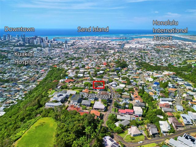 1556 Alewa Drive, Honolulu, HI 96817