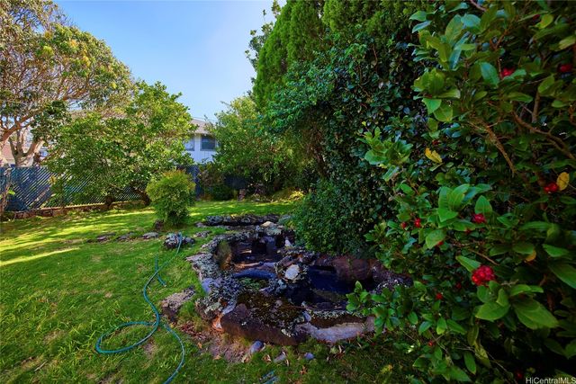 1556 Alewa Drive, Honolulu, HI 96817