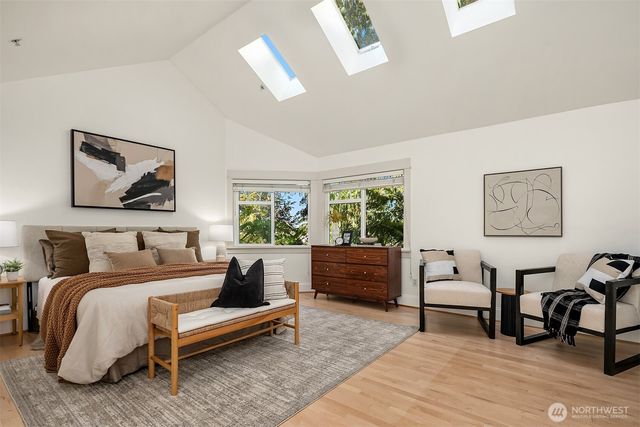 1206 E Republican Street, Seattle, WA 98102