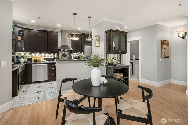 1206 E Republican Street, Seattle, WA 98102