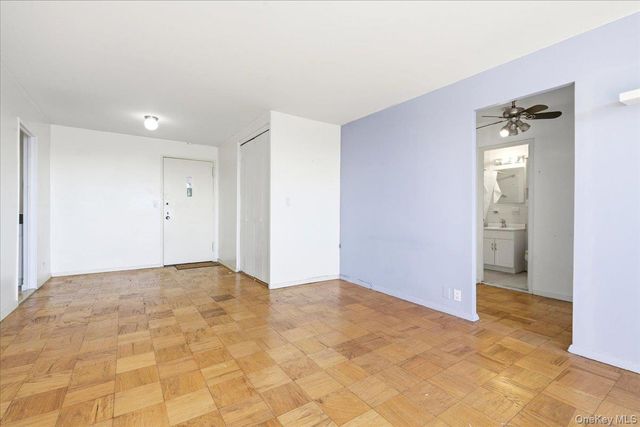 70-25 Yellowstone Boulevard 10Q, Forest Hills, NY 11375