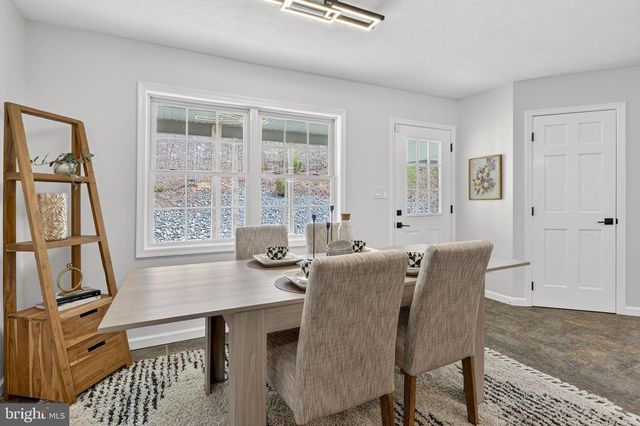 1029 FLEMING PARK RD, Mount Jackson, VA 22842