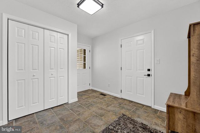 1029 FLEMING PARK RD, Mount Jackson, VA 22842