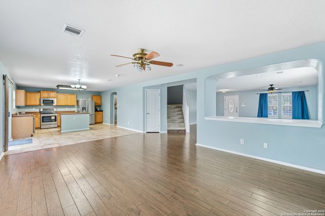 7527 Escada Crest, San Antonio, TX 78254