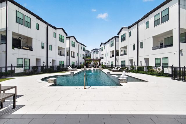 2812 Grand Fountains Drive F, Houston, TX 77054