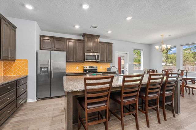 382 W Rollingwood Street, Pinehurst, TX 77362