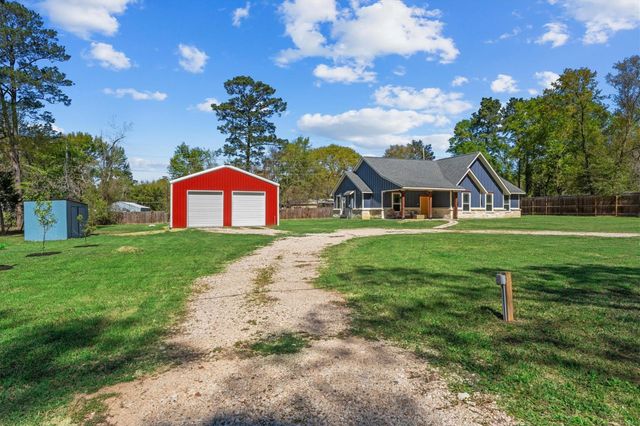 382 W Rollingwood Street, Pinehurst, TX 77362