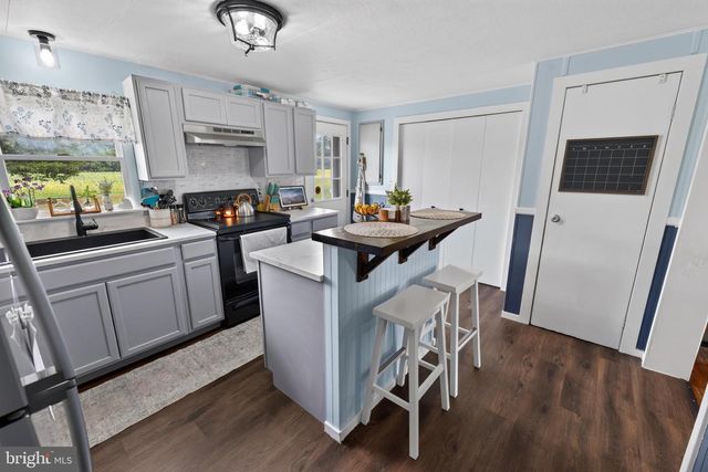 6687 HEARNS POND RD, Seaford, DE 19973