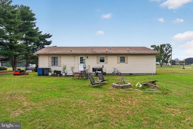 6687 HEARNS POND RD, Seaford, DE 19973