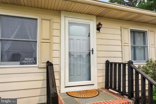 6687 HEARNS POND RD, Seaford, DE 19973