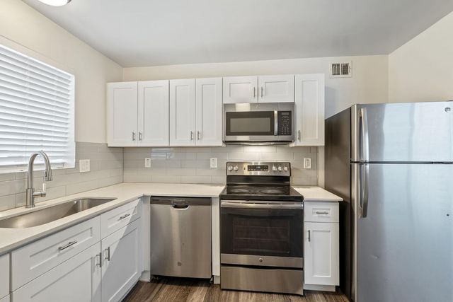 1707 N 18th Street B6, Phoenix, AZ 85006