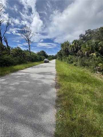 1513 Candy LN, Port Charlotte, FL 33953