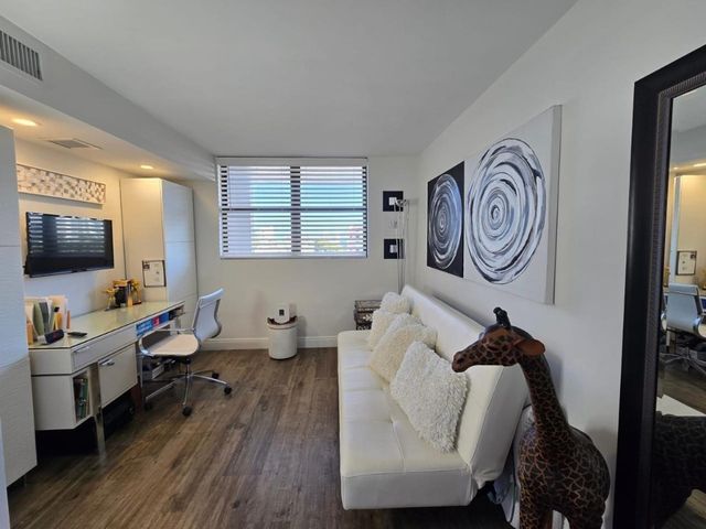 1401 N Riverside Drive 707, Pompano Beach, FL 33062