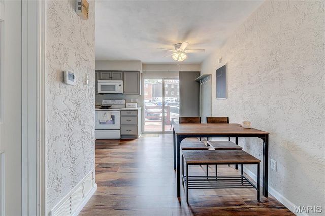 10161 Squire Meadows Drive C, St Louis, MO 63123