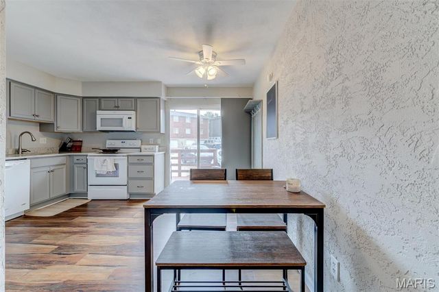 10161 Squire Meadows Drive C, St Louis, MO 63123