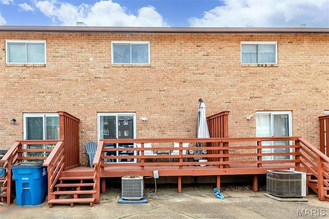 10161 Squire Meadows Drive C, St Louis, MO 63123