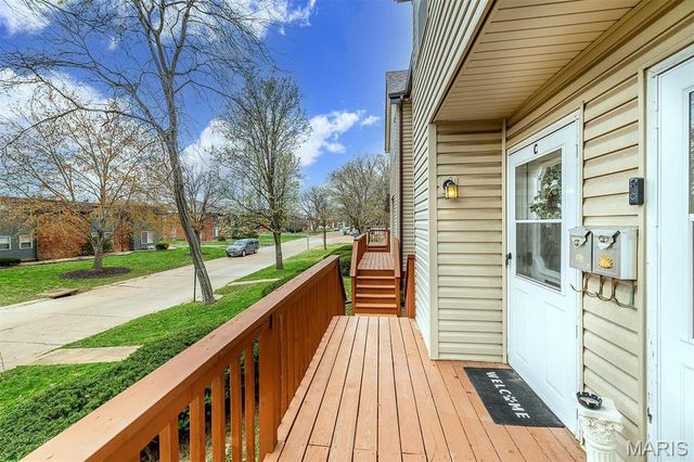 10161 Squire Meadows Drive C, St Louis, MO 63123