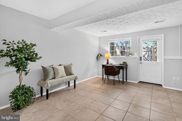 2810 NEW PROVIDENCE CT, Falls Church, VA 22042