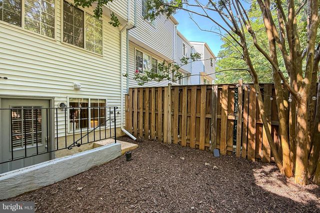 2810 NEW PROVIDENCE CT, Falls Church, VA 22042