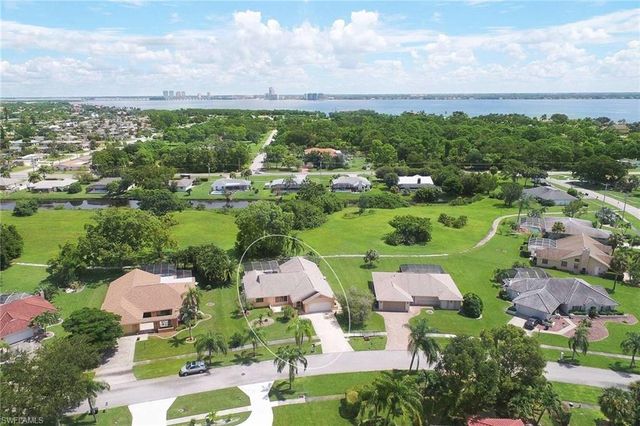 4220 Glasgow CT, North Fort Myers, FL 33903