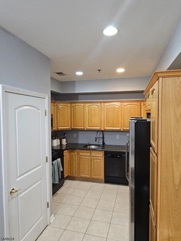 351 S Broad St, Elizabeth City, NJ 07202