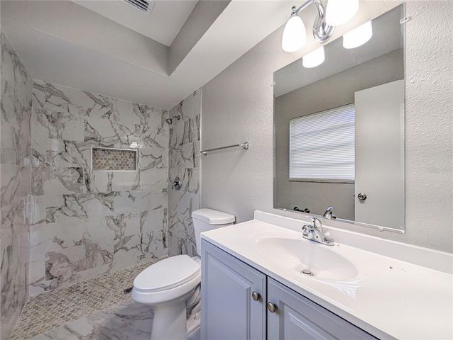 5226 2ND STREET, Orlando, FL 32810