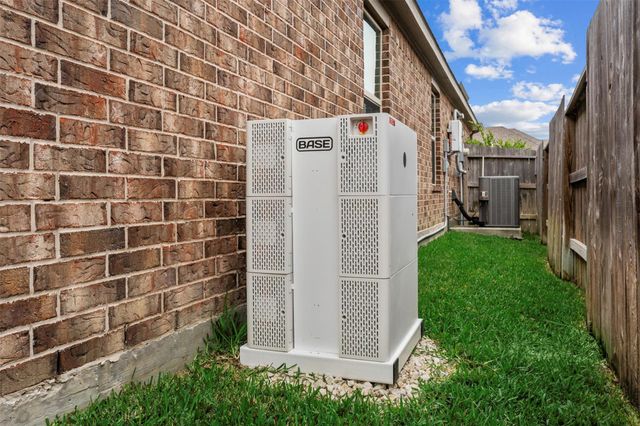 4480 Lone Alcove Drive, Spring, TX 77386