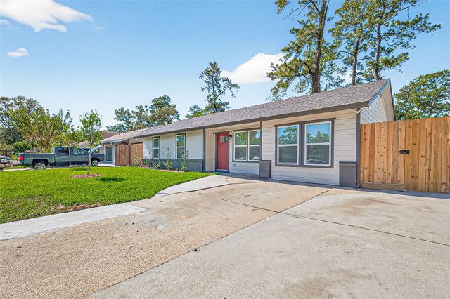 10531 Royal Oaks Drive, Houston, TX 77016