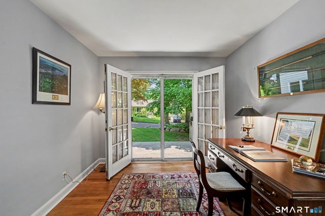 8 Ernel Drive, Greenwich, CT 06878