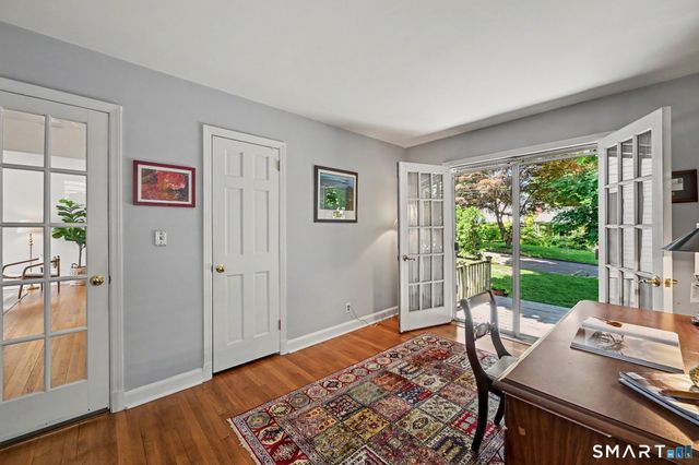 8 Ernel Drive, Greenwich, CT 06878