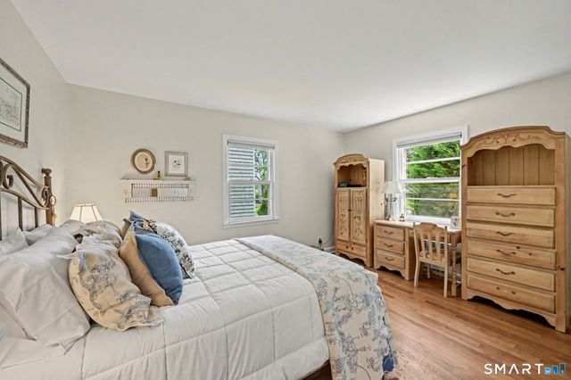 8 Ernel Drive, Greenwich, CT 06878