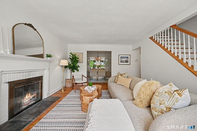 8 Ernel Drive, Greenwich, CT 06878