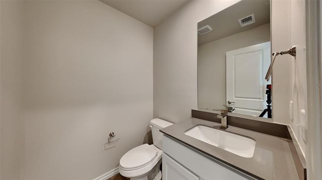 5317 Malpaso Creek Drive, Mustang, OK 73064