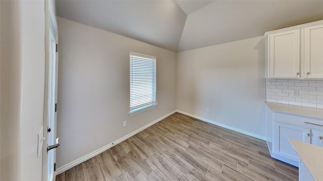 5317 Malpaso Creek Drive, Mustang, OK 73064