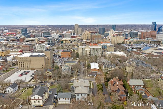 44 Lafayette Avenue Unit 3, Grand Rapids, MI 49503